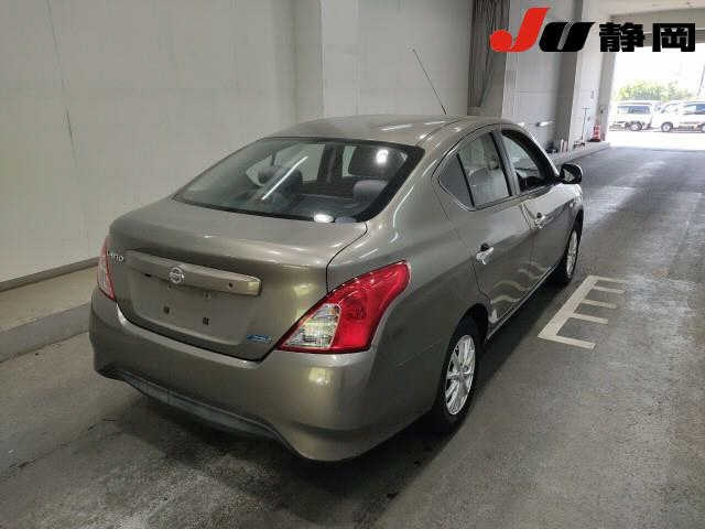 NISSAN TIIDA LATIO 2015