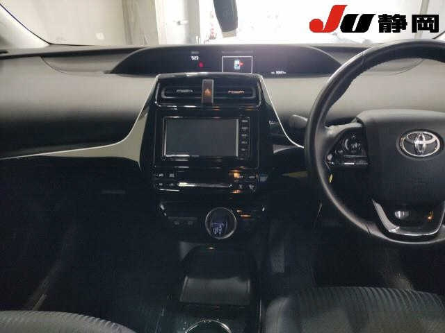 TOYOTA PRIUS PHV 2020