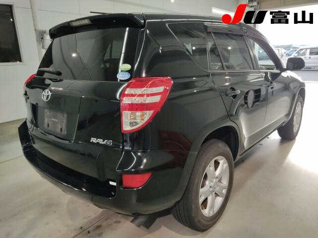 TOYOTA RAV4 2010