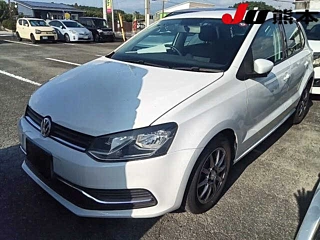 VOLKSWAGEN POLO 2016