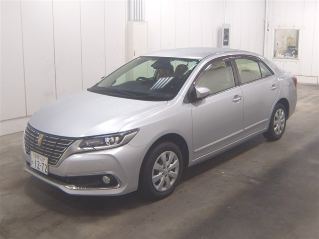 TOYOTA PREMIO 2019