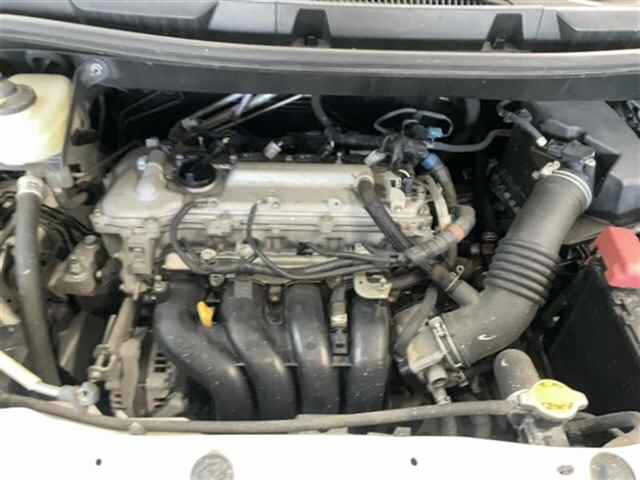 TOYOTA NOAH 2010