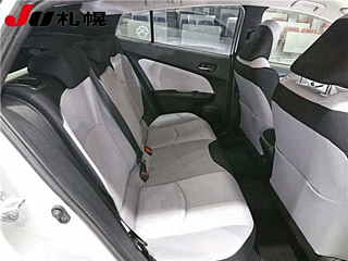 TOYOTA PRIUS 2018