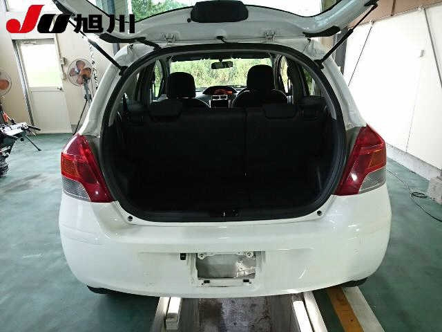 TOYOTA VITZ 2009