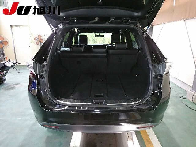 TOYOTA HARRIER 2014