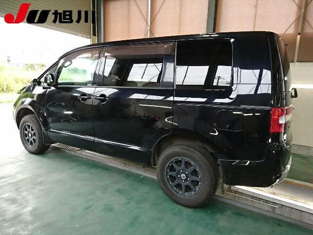 MITSUBISHI DELICA D5 2010