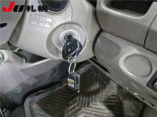 TOYOTA VITZ 2008
