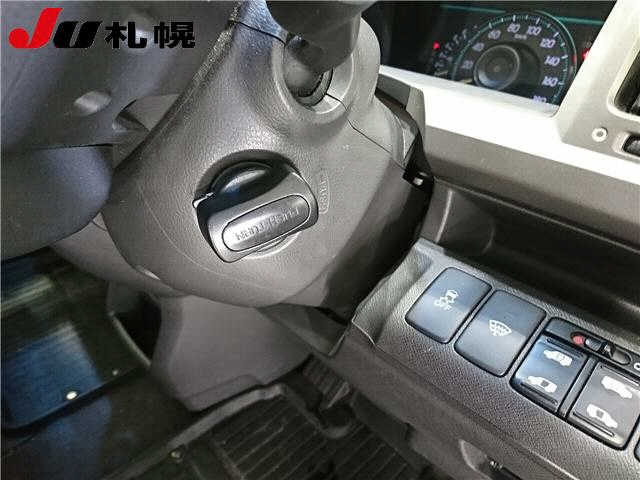 HONDA STEP WAGON 2013