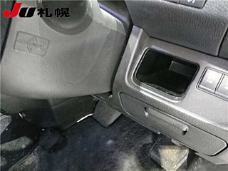 NISSAN SERENA 2013