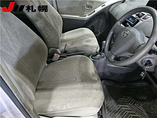 TOYOTA VITZ 2008