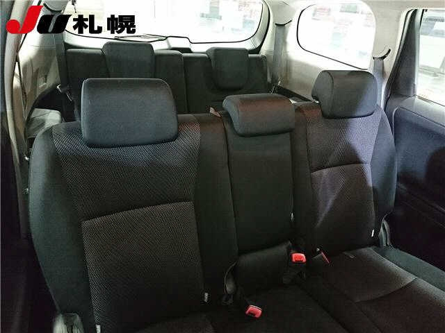 TOYOTA WISH 2012