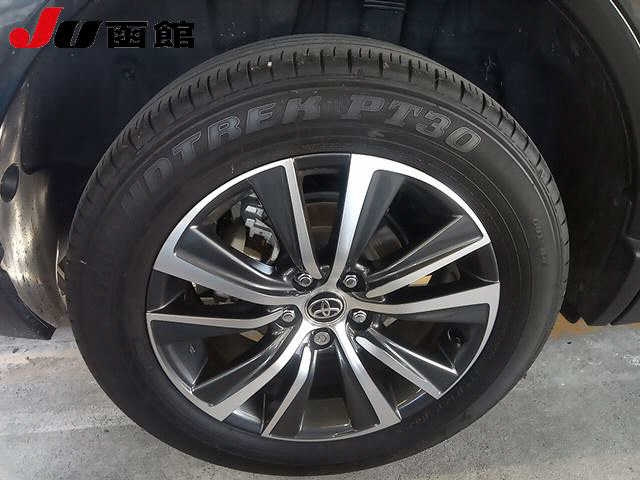 TOYOTA HARRIER 2022