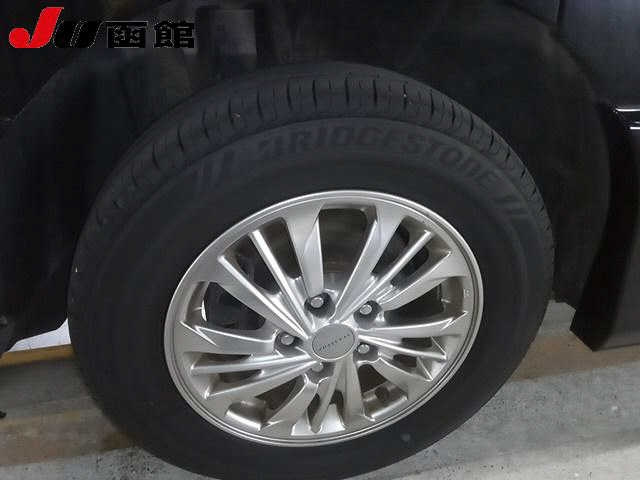 NISSAN SERENA 2015