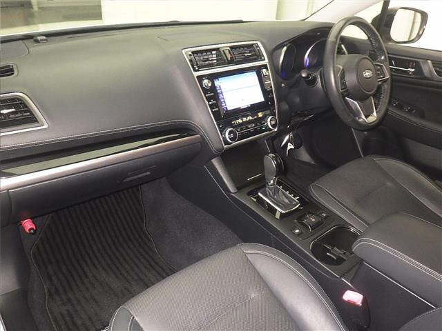 SUBARU LEGACY B4 2018