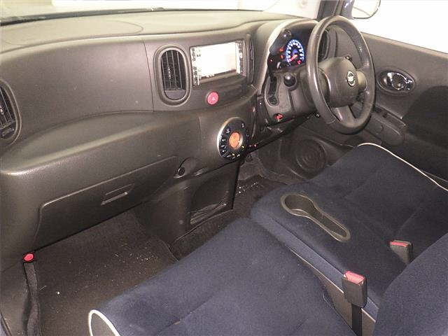 NISSAN CUBE 2012