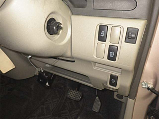 DAIHATSU TANTO 2012