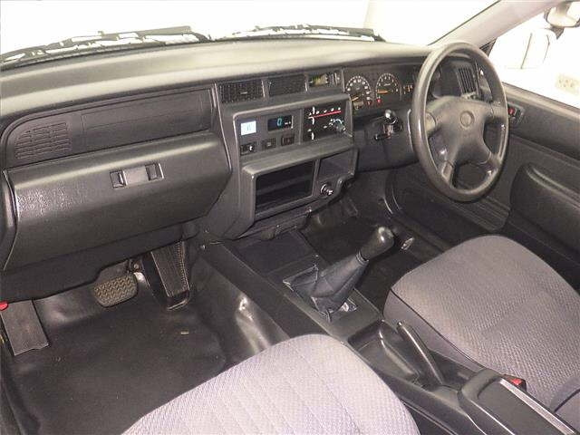 TOYOTA CROWN COMFORT 2014