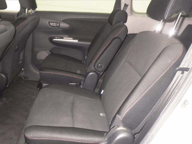 TOYOTA WISH 2010