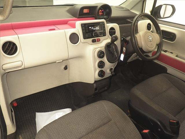 TOYOTA PORTE 2016