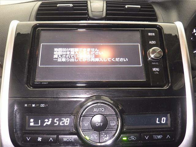 TOYOTA PREMIO 2016