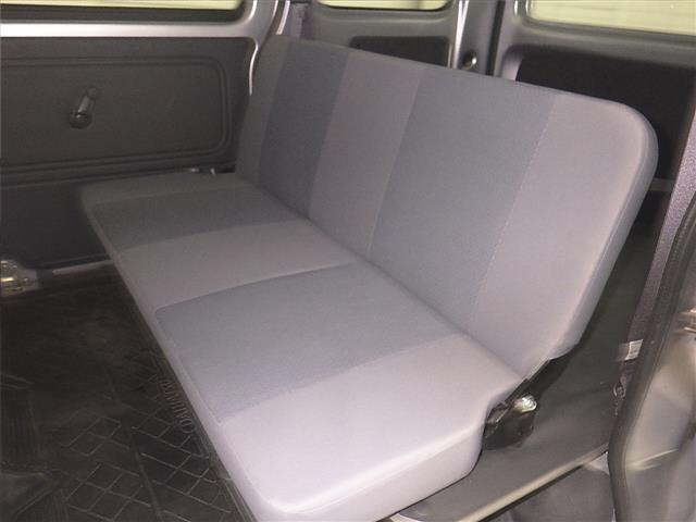 DAIHATSU HIJET VAN 2013