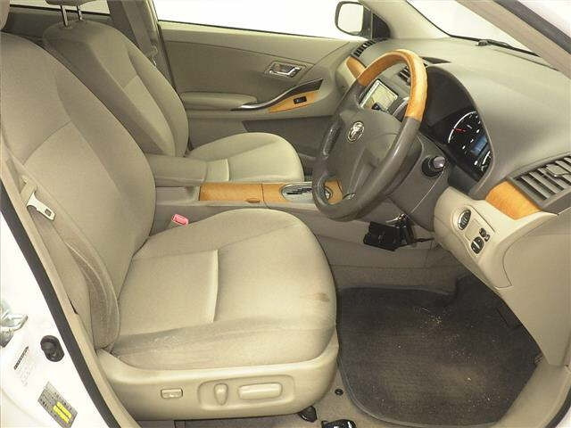 TOYOTA PREMIO 2008
