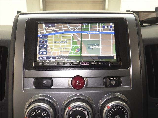 MITSUBISHI DELICA D5 2011