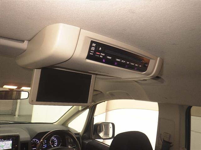 MITSUBISHI DELICA D5 2011