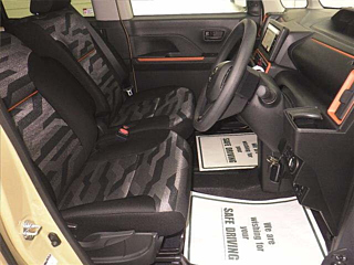 DAIHATSU TANTO 2024