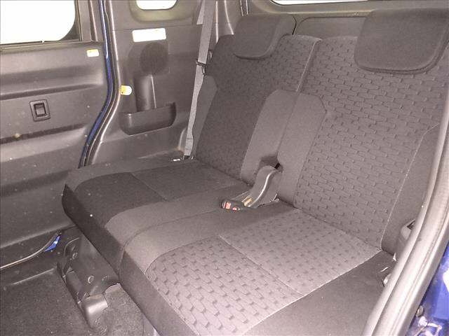 DAIHATSU WAKE 2015