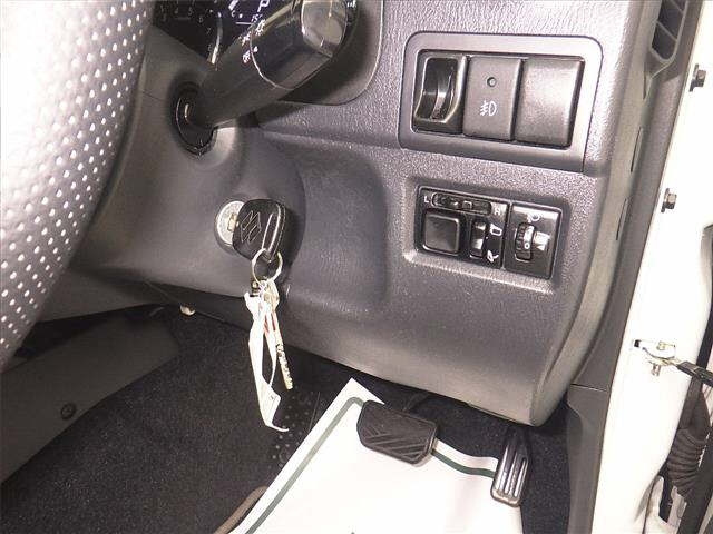 SUZUKI JIMNY 2015