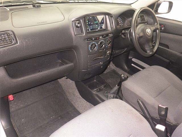 TOYOTA SUCCEED 2010