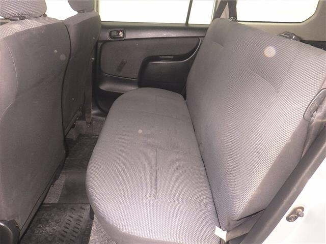 TOYOTA SUCCEED 2010