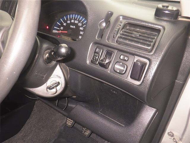 TOYOTA SUCCEED 2010