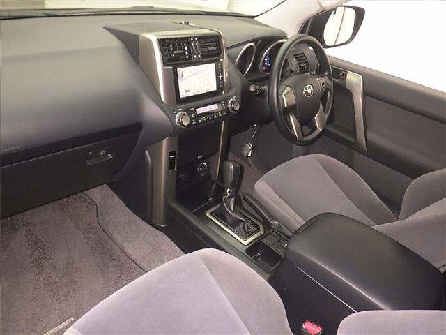 TOYOTA LAND CRUISER PRADO 2010