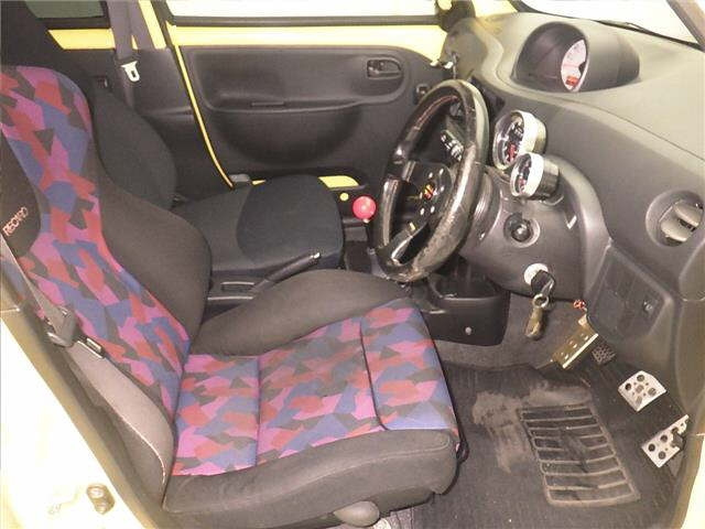DAIHATSU ESSE 2009
