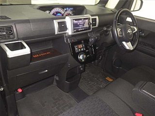 DAIHATSU WAKE 2016