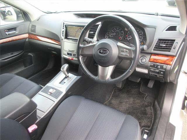 SUBARU LEGACY 2010
