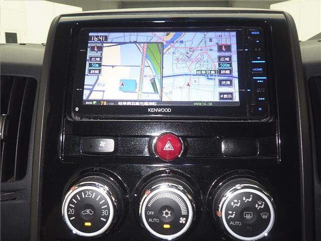 MITSUBISHI DELICA D5 2015