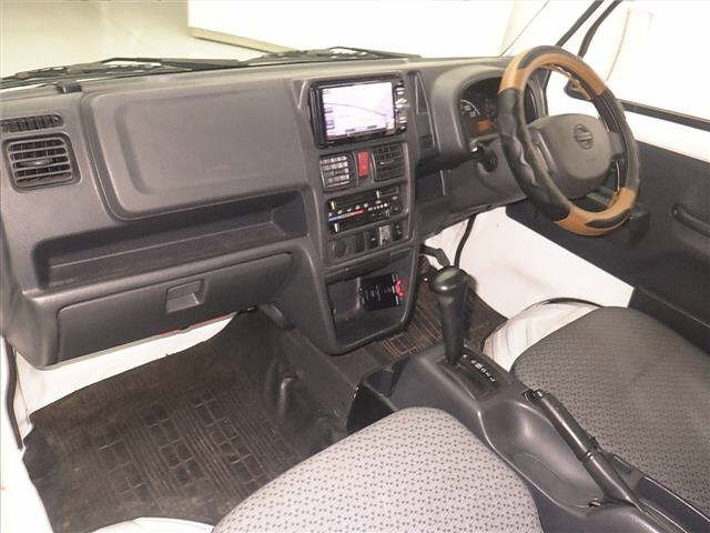 NISSAN CLIPPER TRUCK 2014