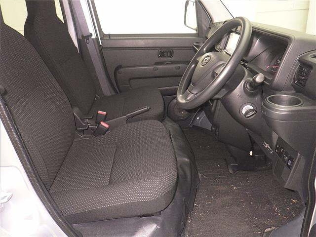 DAIHATSU HIJET VAN 2019