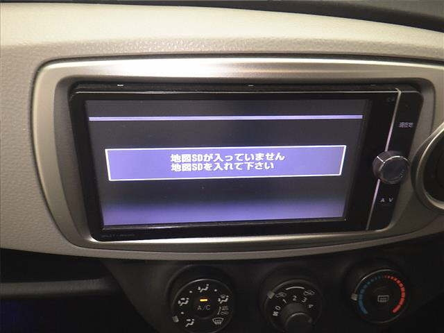 TOYOTA VITZ 2014