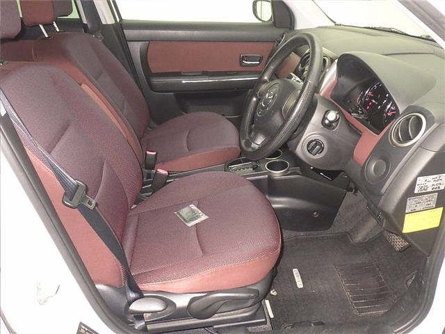 MAZDA VERISA 2008