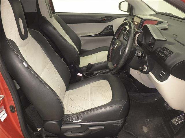 TOYOTA IQ 2010