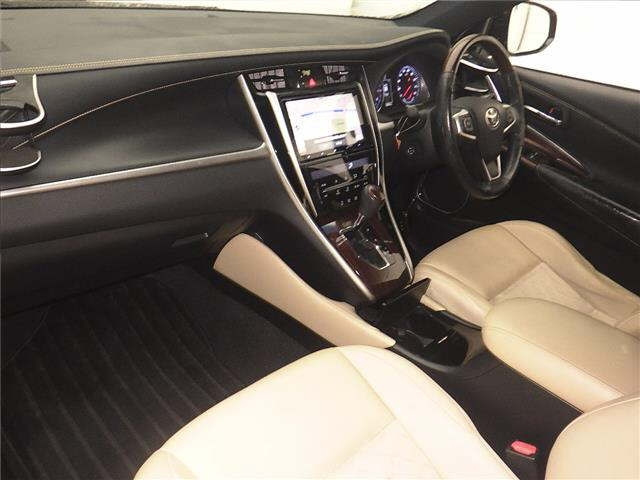 TOYOTA HARRIER 2014
