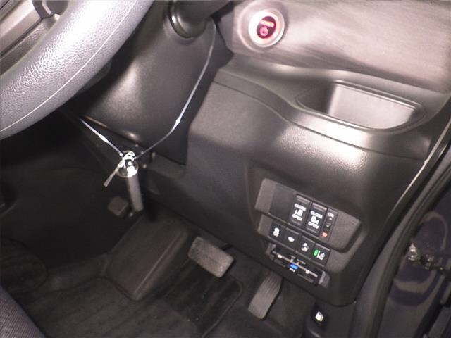 HONDA FREED 2023
