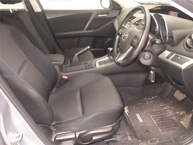 MAZDA AXELA 2012