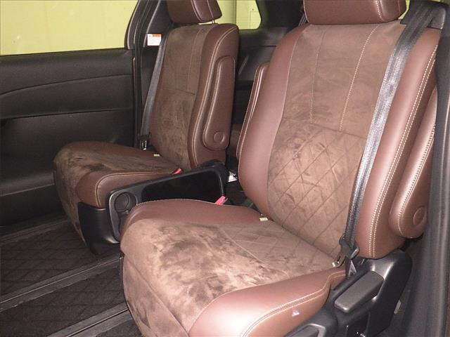 TOYOTA ESTIMA HYBRID 2019