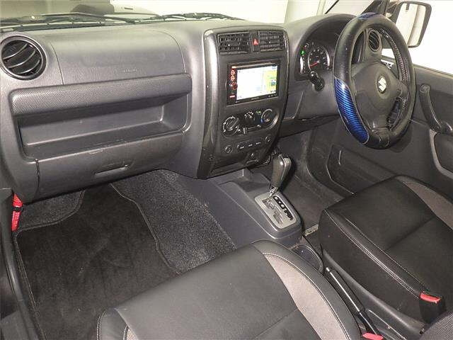 SUZUKI JIMNY 2012