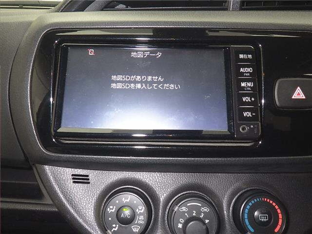 TOYOTA VITZ 2018